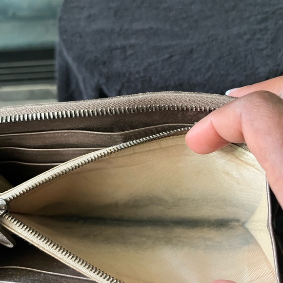 Bottega Veneta Continental Wallet - Metallic Bronze - Picture 7 of 9